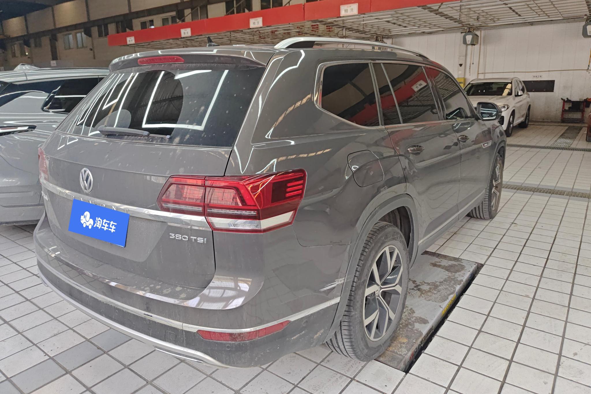 Volkswagen Tourang id 4510392 из Китая 16