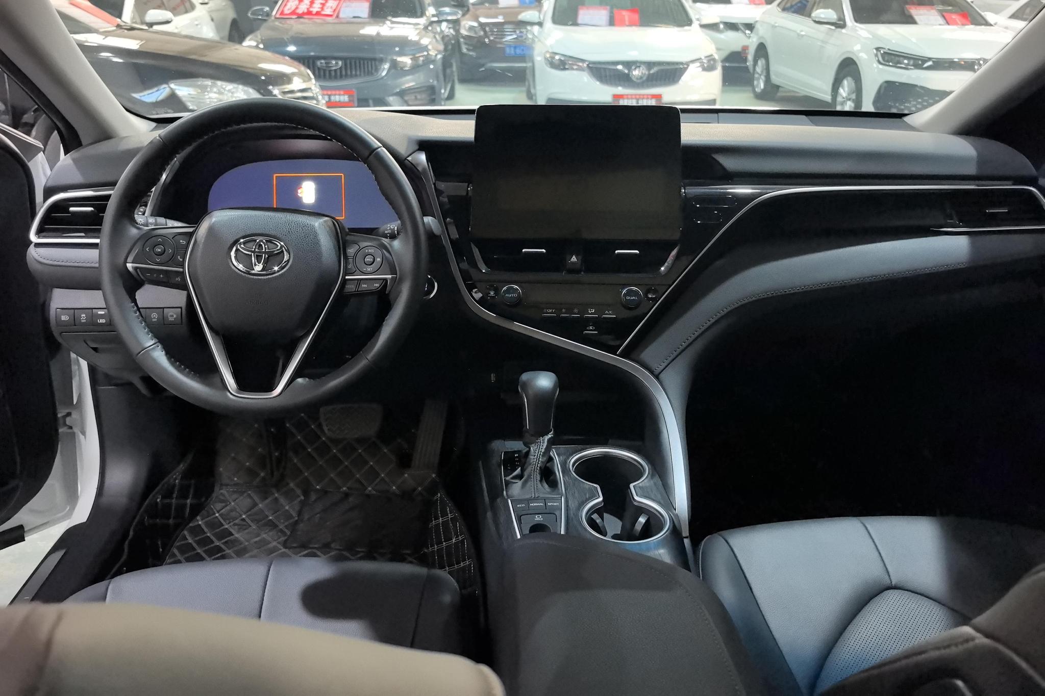 Toyota Camry id 4510884 из Китая 16