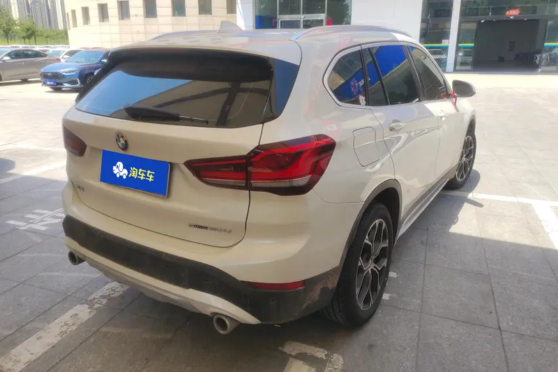 BMW X1 — фото 3