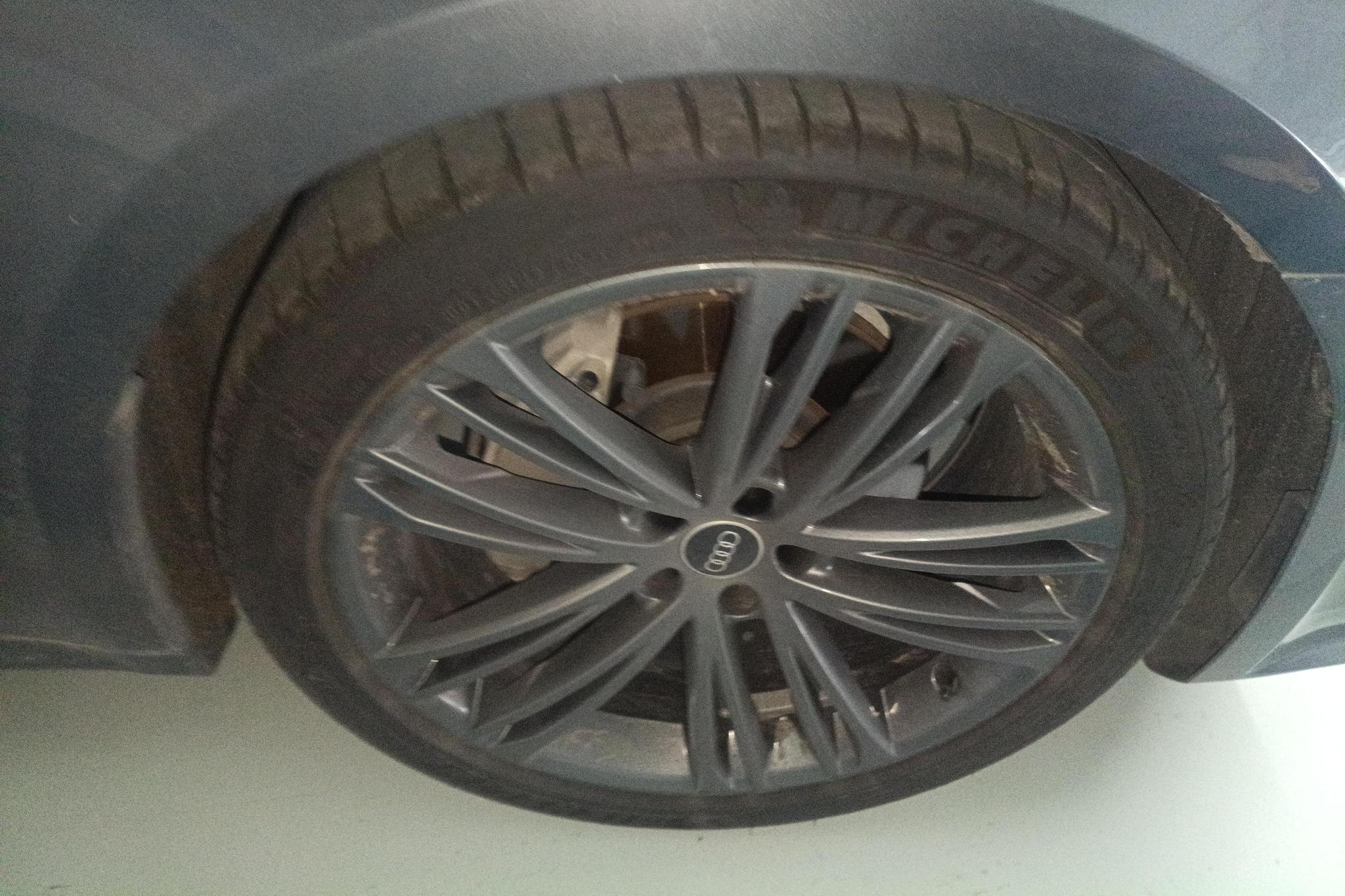 Audi A7 id 4514975 из Китая 16
