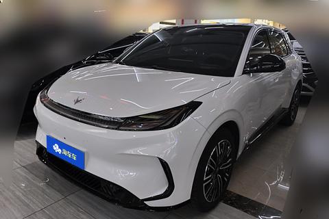 ARCFOX Beta T1, 2025 год