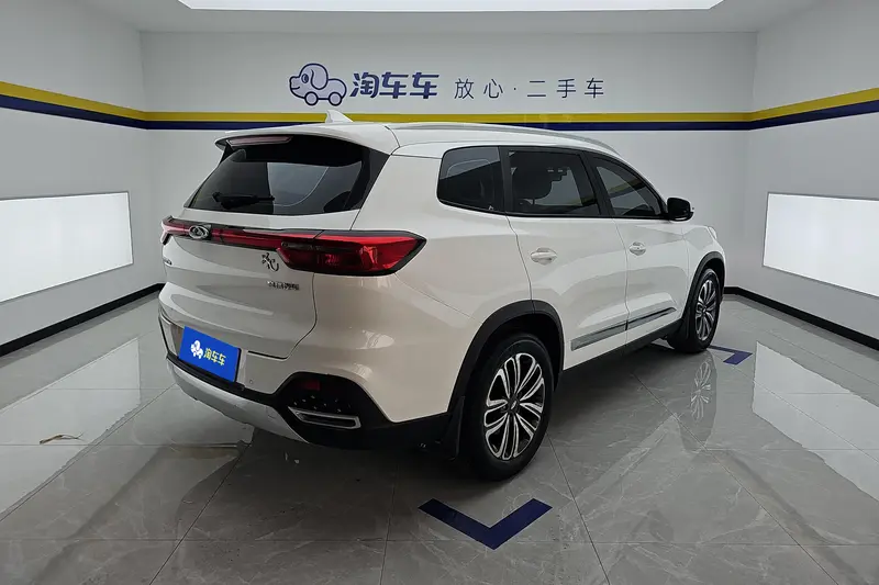 Chery Tiggo 8 — фото 3
