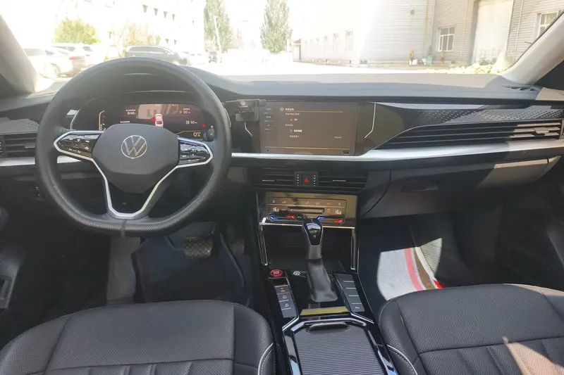 Volkswagen Passat — фото 10