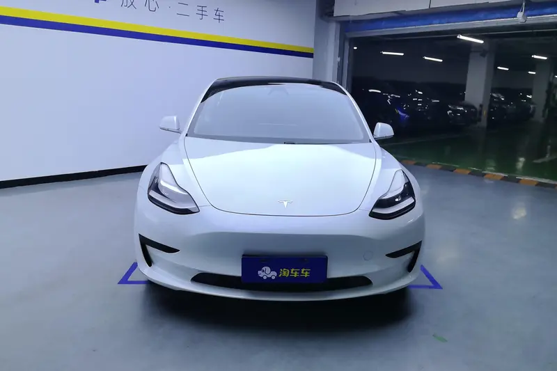 Tesla Model 3 — фото 2