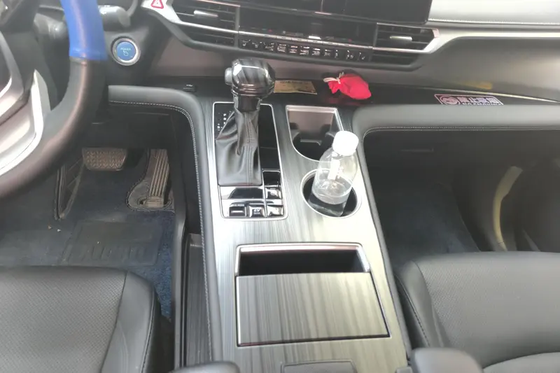 Toyota Sai Na — фото 9