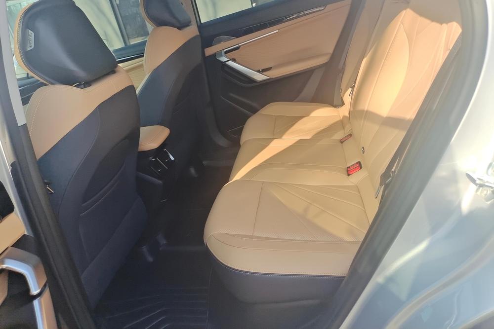 Geely Boyue L, фото 16