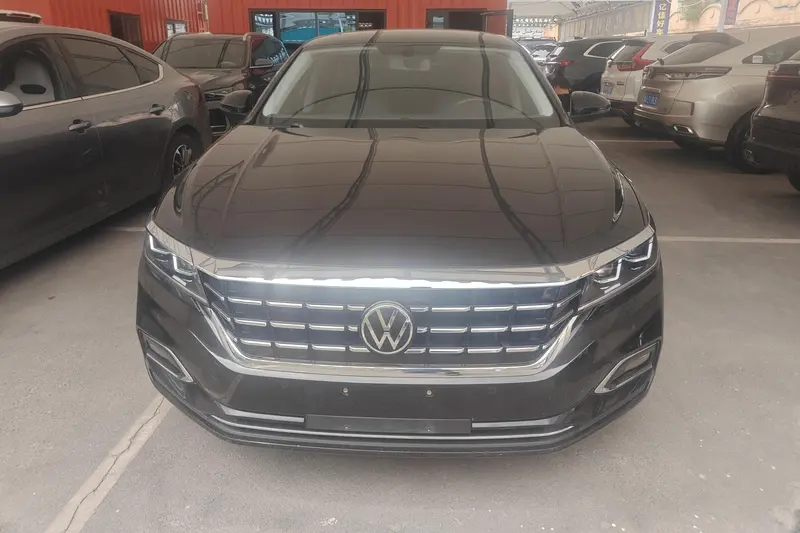 Volkswagen Passat — фото 2