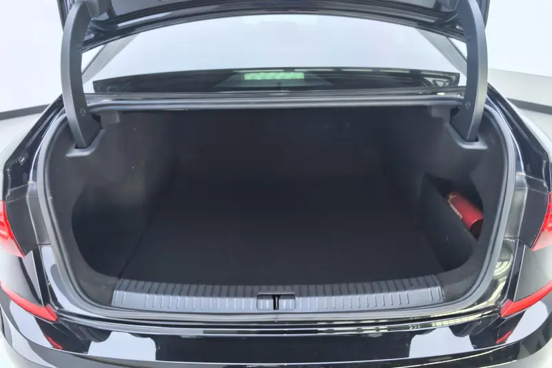 Volkswagen Passat — фото 11