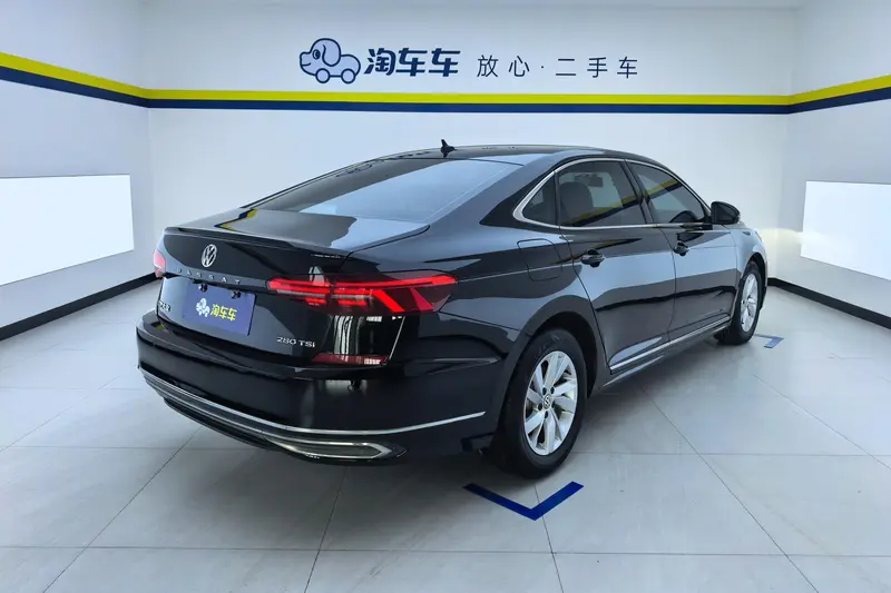 Volkswagen Passat — фото 3