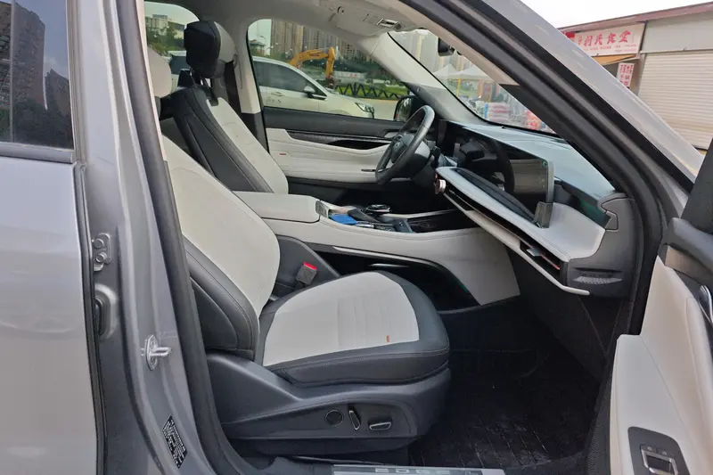 Ford Edge — фото 12