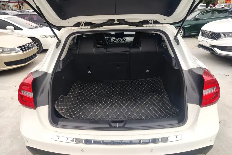 Mercedes-Benz GLA — фото 12