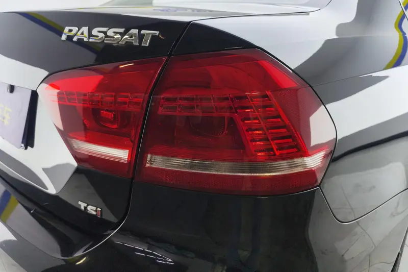 Volkswagen Passat — фото 5