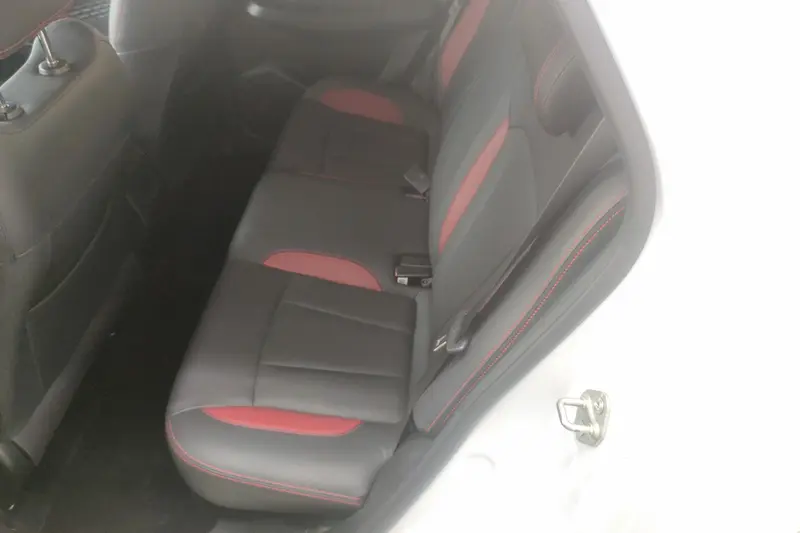 Geely Vision X3 — фото 9