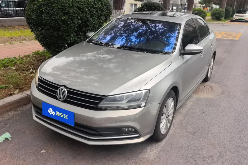 Volkswagen Sagitar 1.6 L MT Comfort