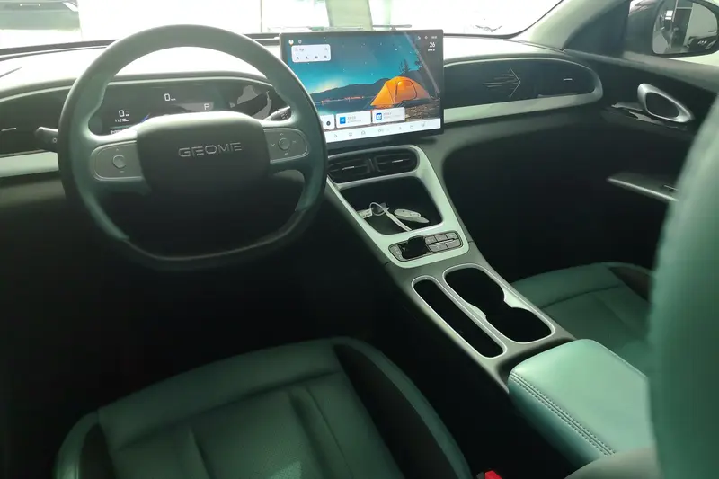 Geely Galaxy Starwish — фото 6