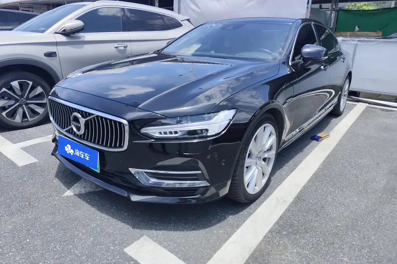 Volvo S90 — фото 1