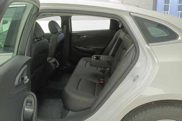 Chevrolet Malibu XL 2023 — фото 16
