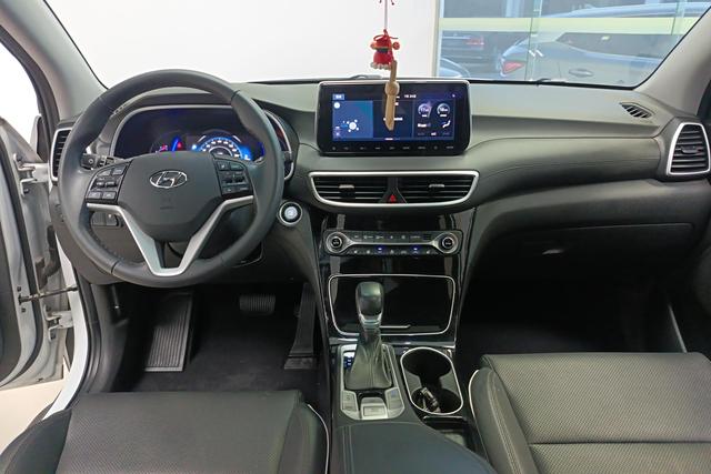 Modern Tucson 2019 — фото 12