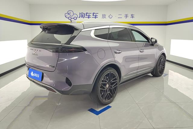 Denza X Plug-in Hybrid 2020 — фото 3