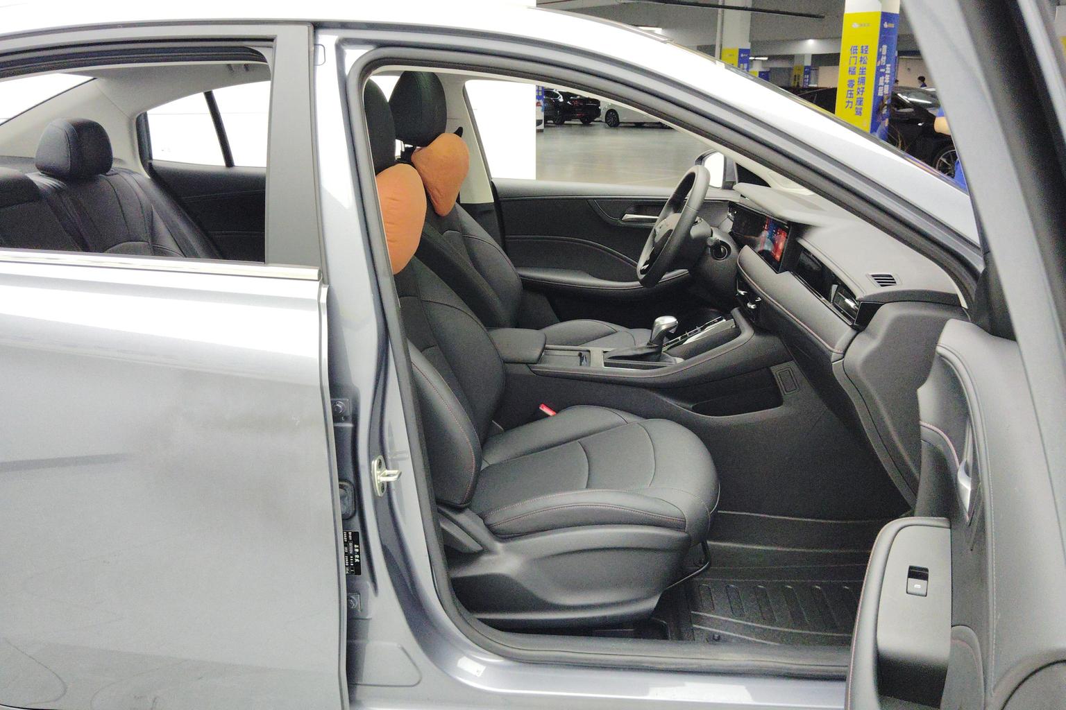 Roewe i5 2024 1.5L CVT