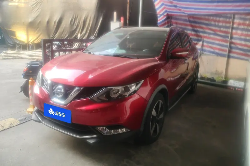 Nissan Qashqai — фото 1
