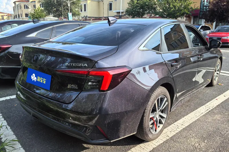 Honda Integra 240TURBO CVT продвинутая — фото 3