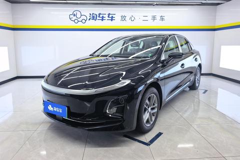 Hongqi E-QM5