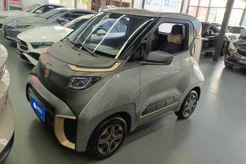 Baojun E200