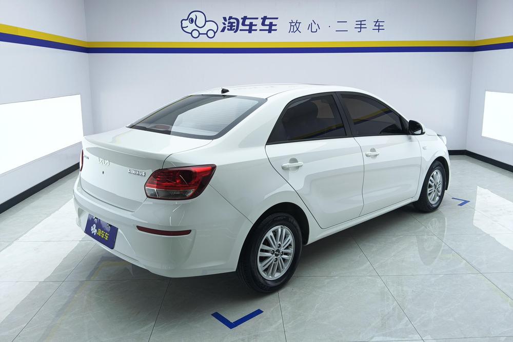 Kia Pegas, фото 3