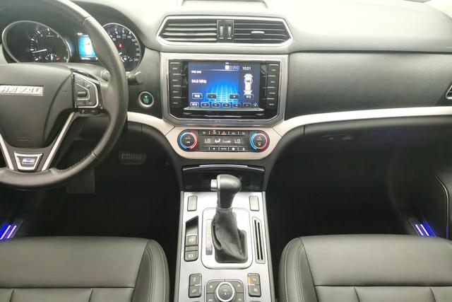 HAVAL H6 Coupe 2016 — фото 11