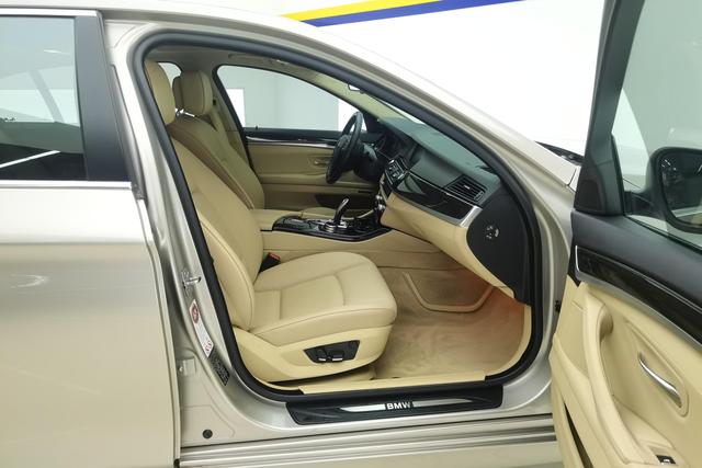 BMW 5 Series 2013 — фото 11
