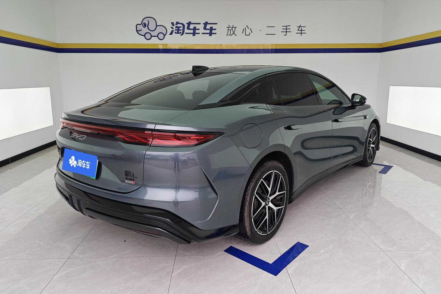 BYD Han L DM 2025 DM-p 180KM AWD ji guang lei da Flagship
