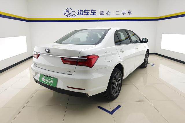BYD QIN EV 2019 — фото 3