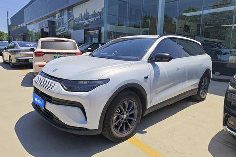 Leapmotor C11
