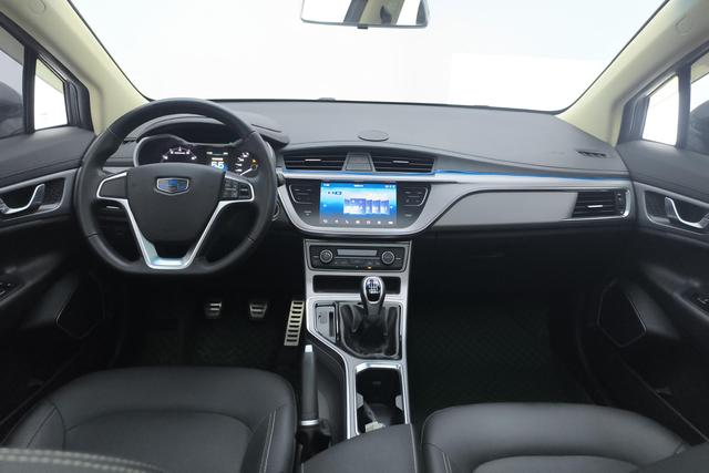 Geely Emgrand GS 2018 — фото 14