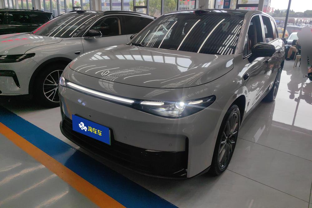 Leapmotor C10