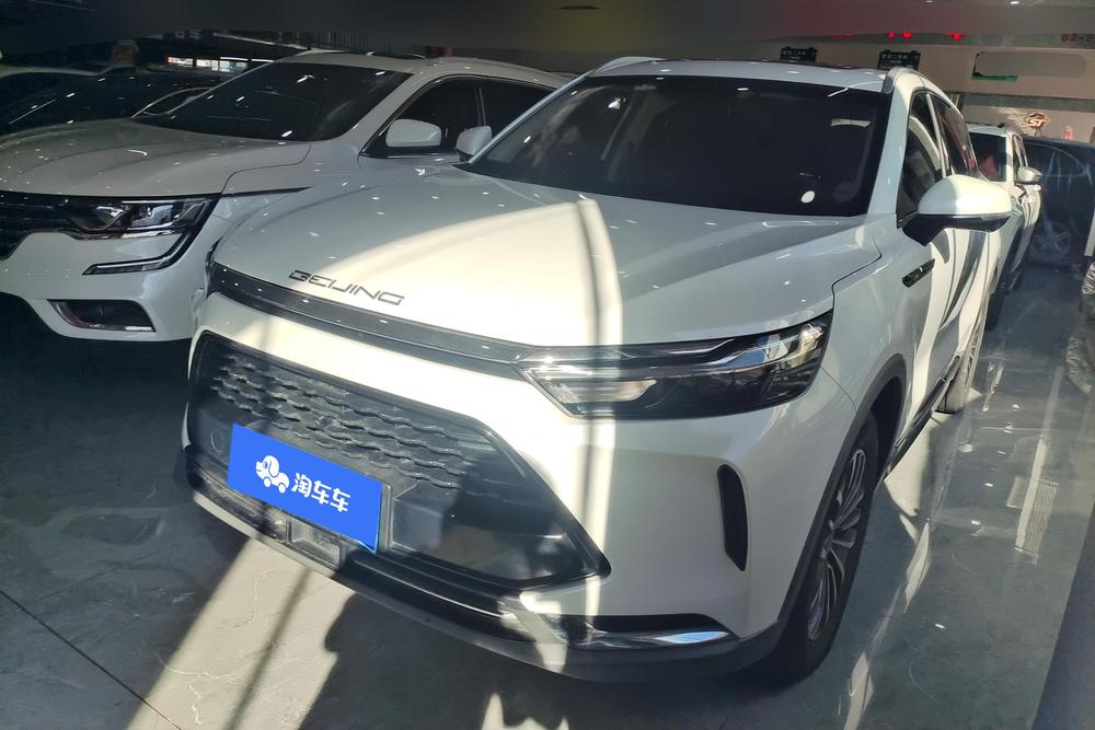 BAIC X7