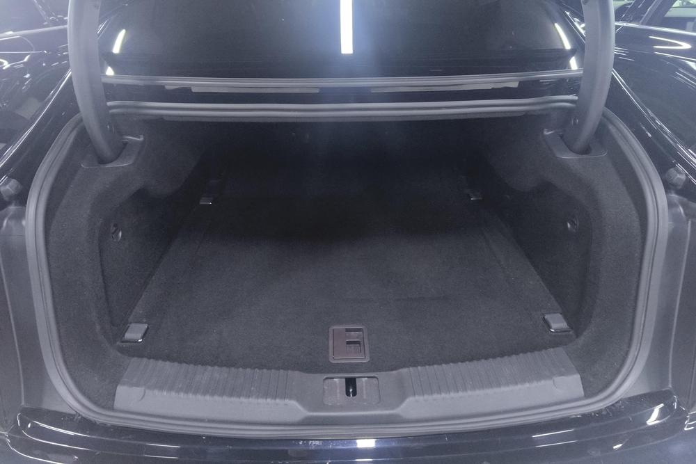 Hongqi H9, фото 17