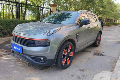 Lynk & Co 01