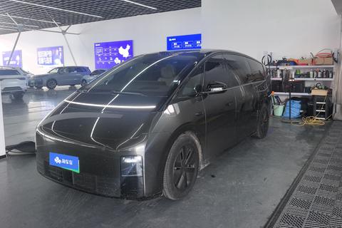 Li Auto MEGA