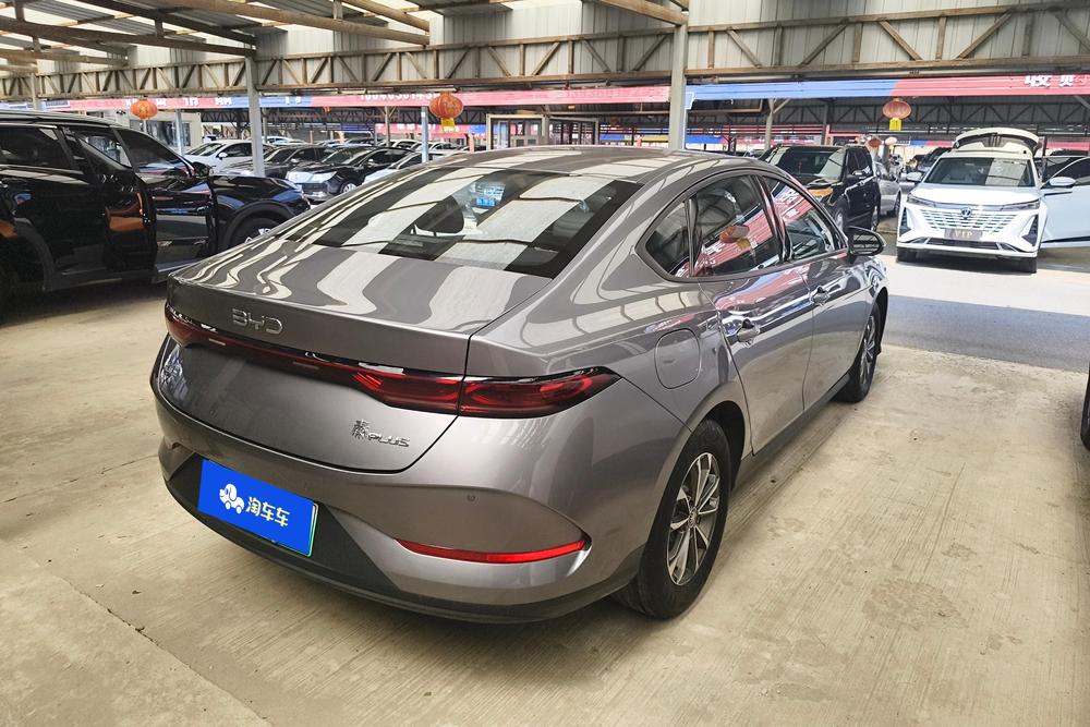 BYD Qin PLUS EV, фото 3