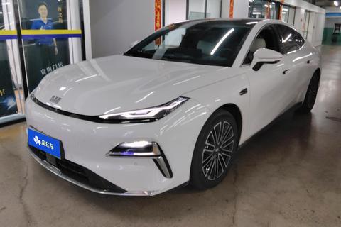 Geely Galaxy Starshine 8 PHEV