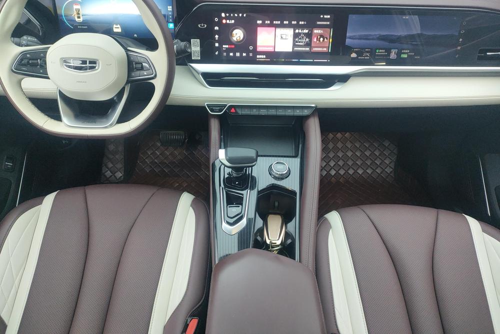 Geely Xingyue L, фото 14