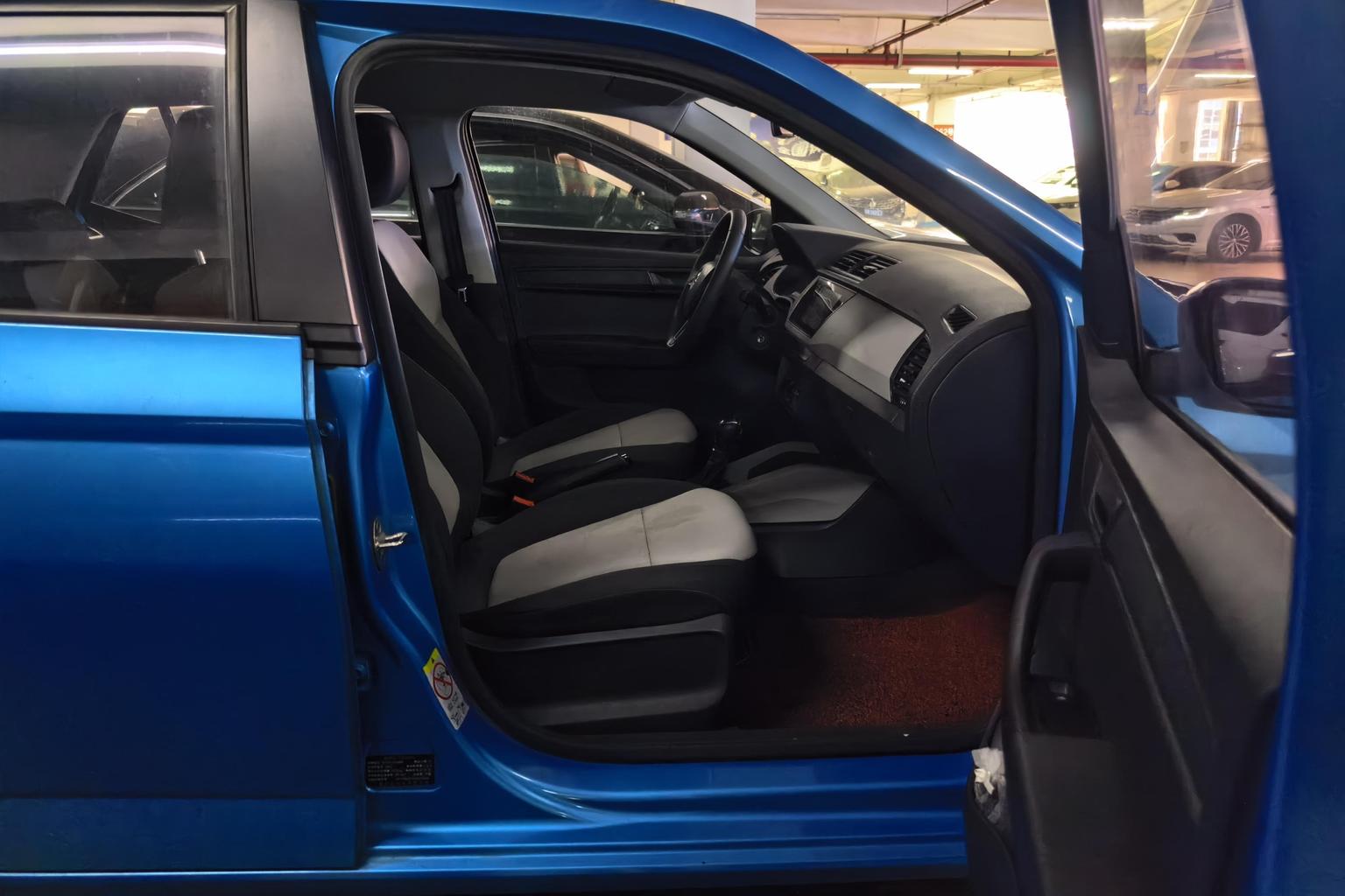 Skoda Fabia 2015 1.4L AT