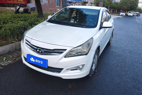 Hyundai Reina