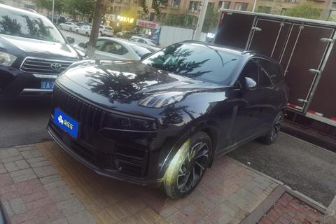 Lynk & Co 09
