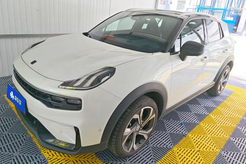 Lynk & Co 06