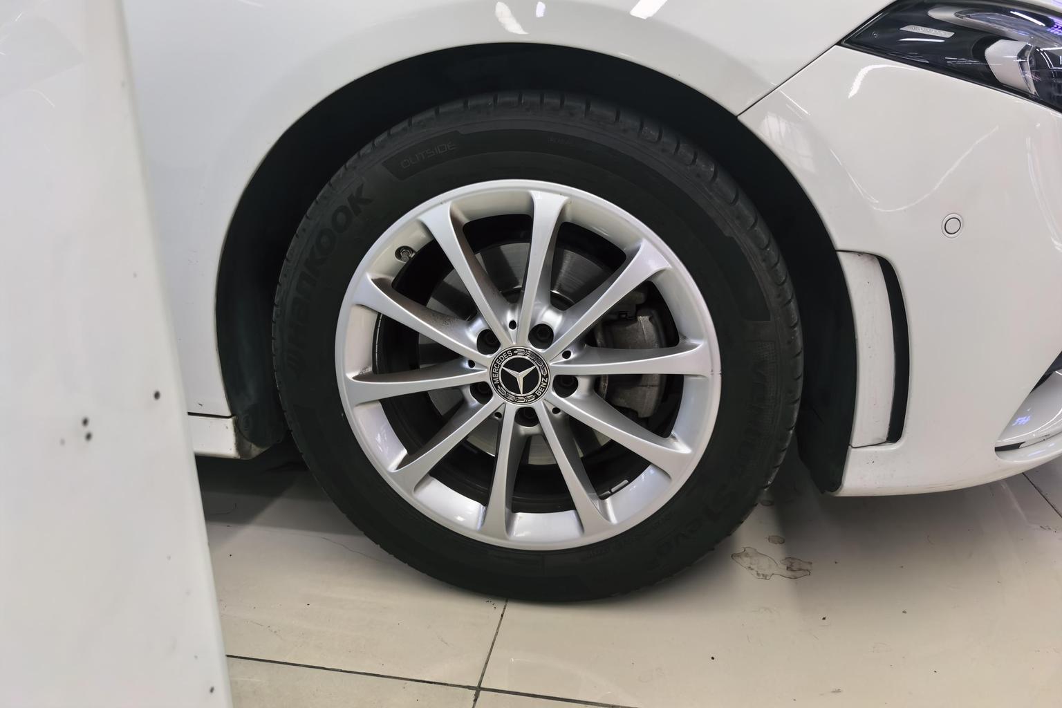Mercedes-Benz A-Class A 2020 A 200 L Sport