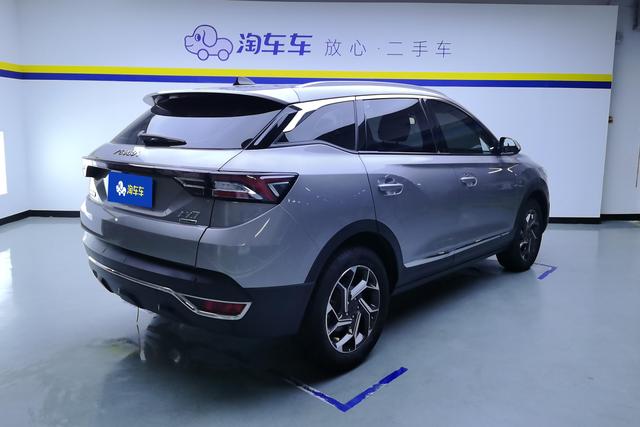 Dongfeng Fengshen Fengshen AX7 2021 — фото 3