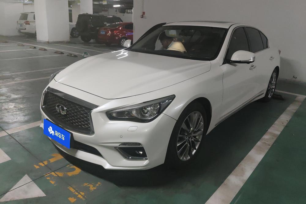 Infiniti Q50L